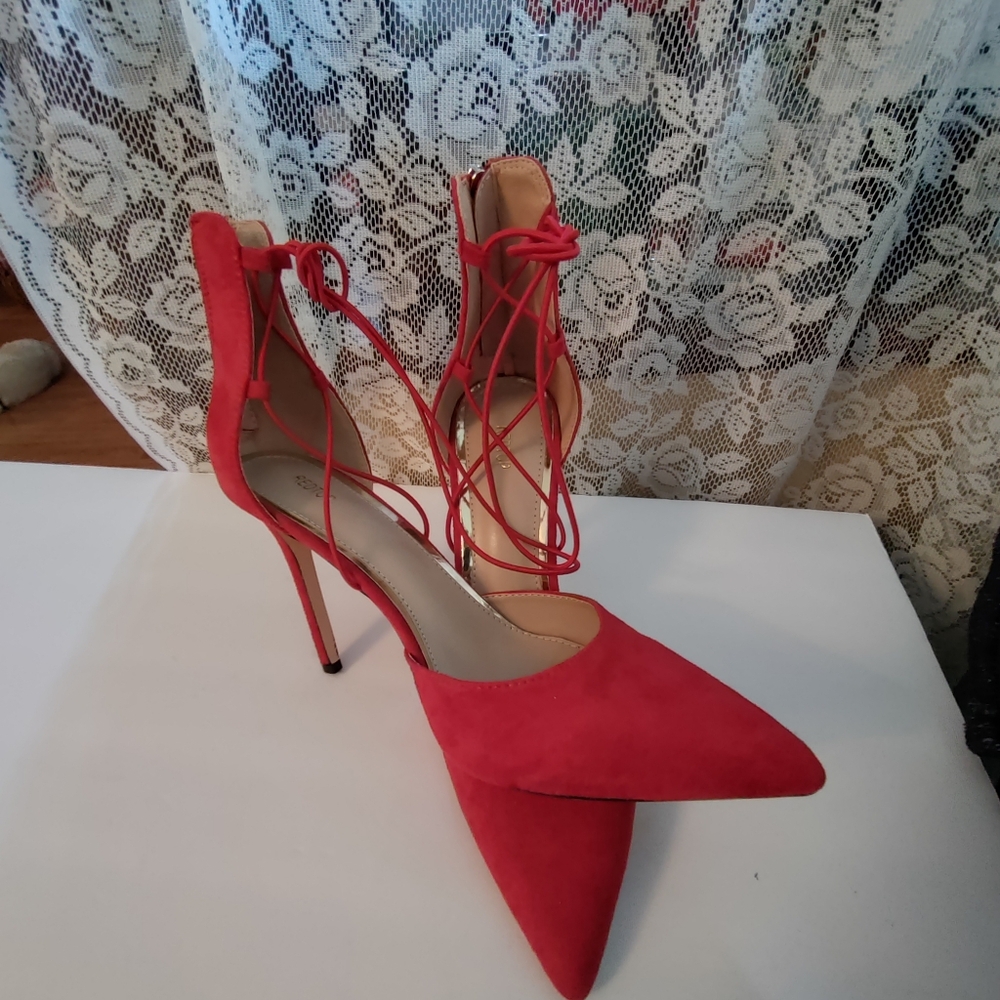 RedTop Elegant Red Lace-Up Stilletos Size 10 NWOB.